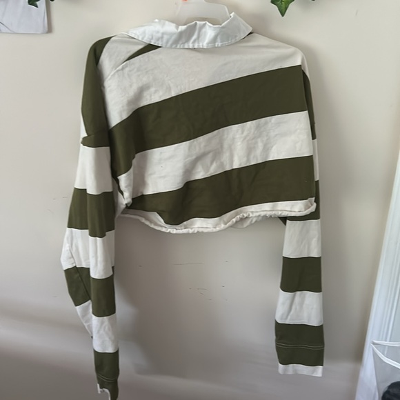 Collared crop top - Picture 3 of 3